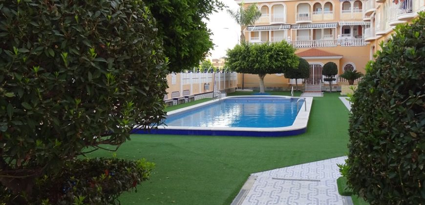 Apartamento con piscina en Los Narejos